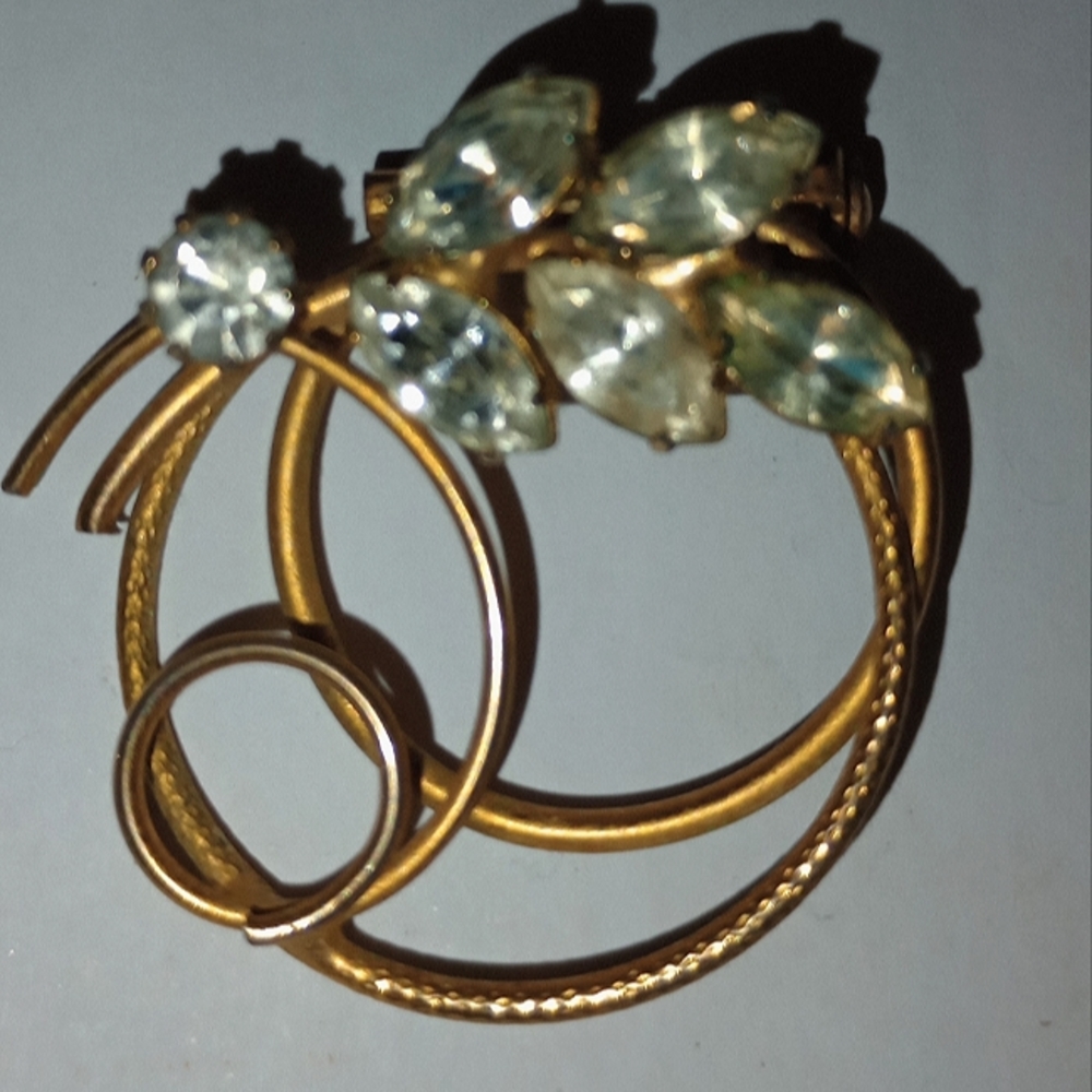 Gold toned Rhinestone Brooch Pin